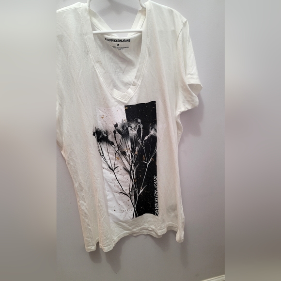 Women medium white short sleeve tshirt - Picture 1 of 1